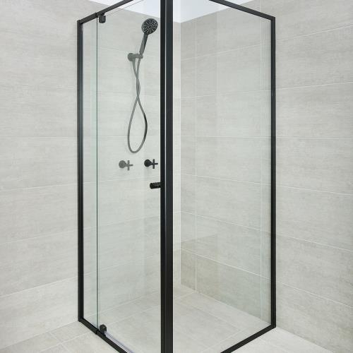 SHOWERS - Optima Shower Screen Front Only Installed Black